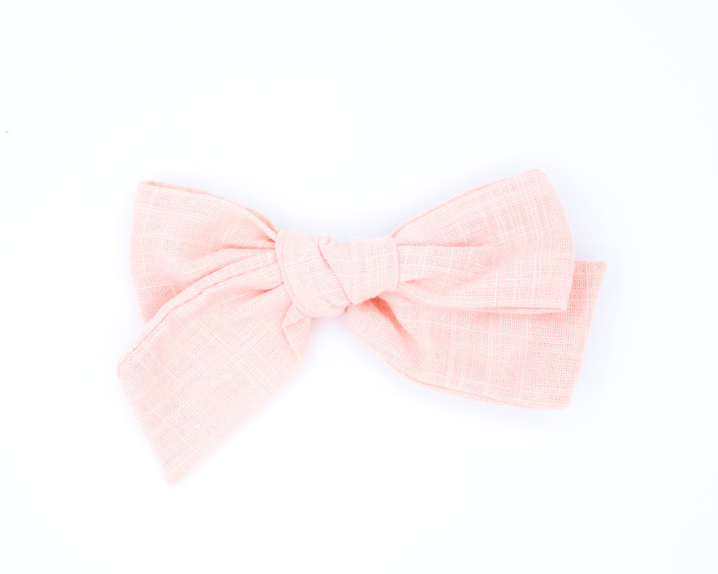 Bow: Peachy Pink