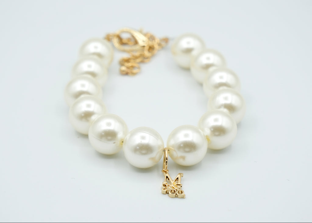 Necklace: Creamy Pearl